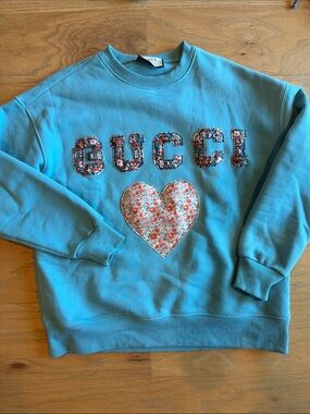 Gucci Aqua Blue Floral Appliqué Heart Sweatshirt M